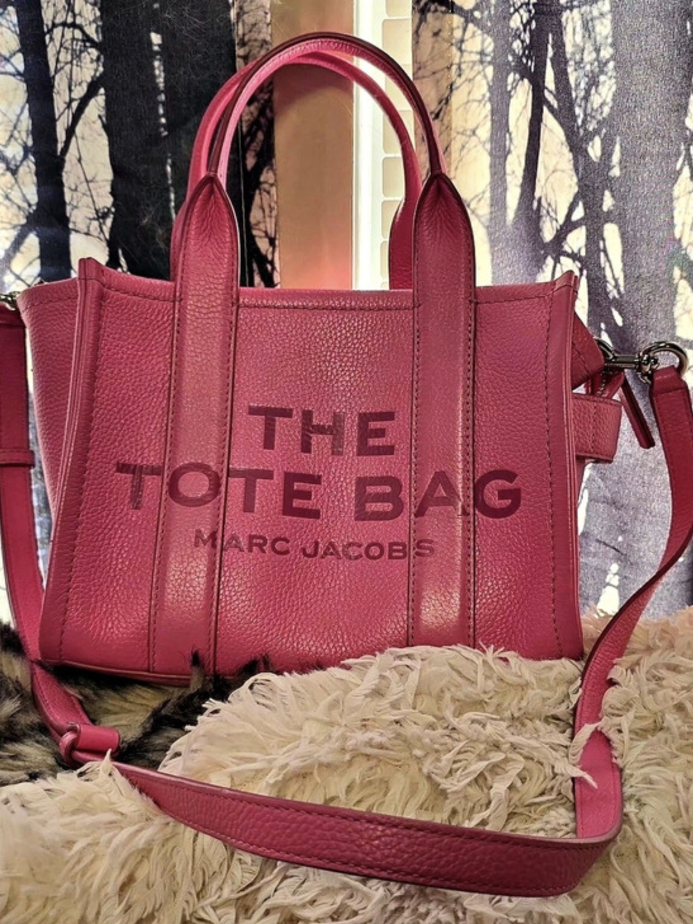 Marc Jacobs The Leather Small Tote Bag Pink